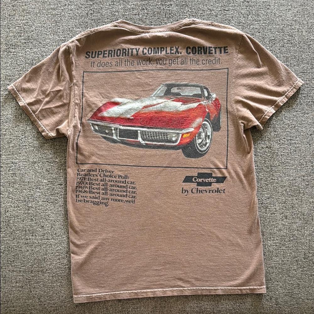Chemistry Brown Short Sleeve Tee with Classic Car Design